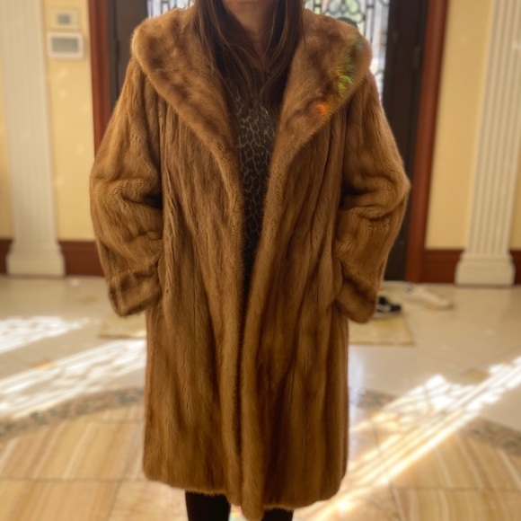 Authentic Mink Fur Coat - Picture 1 of 8